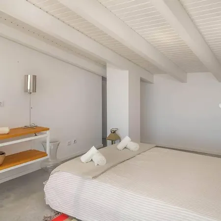 Unique Townhouse ~ Private Pool ~ Rooftop Terrace * Luz