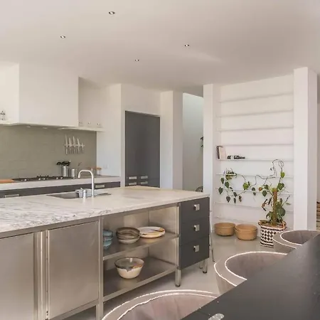 Tatil Evi Unique Townhouse ~ Private Pool ~ Rooftop Terrace